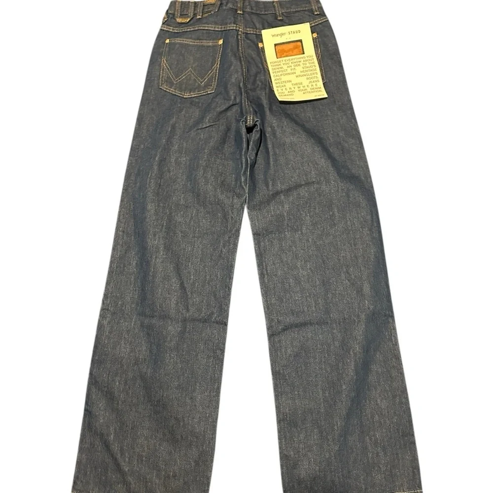 Wrangler Blue Relaxed Fit Jeans with Timeless Appeal